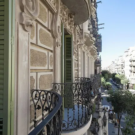 Villa In Near Passeig De Gracia Barcelona