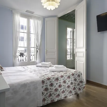 Vila In Near Passeig De Gracia Barcelona